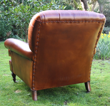 Buttoned Back Antique Leather Club Chair